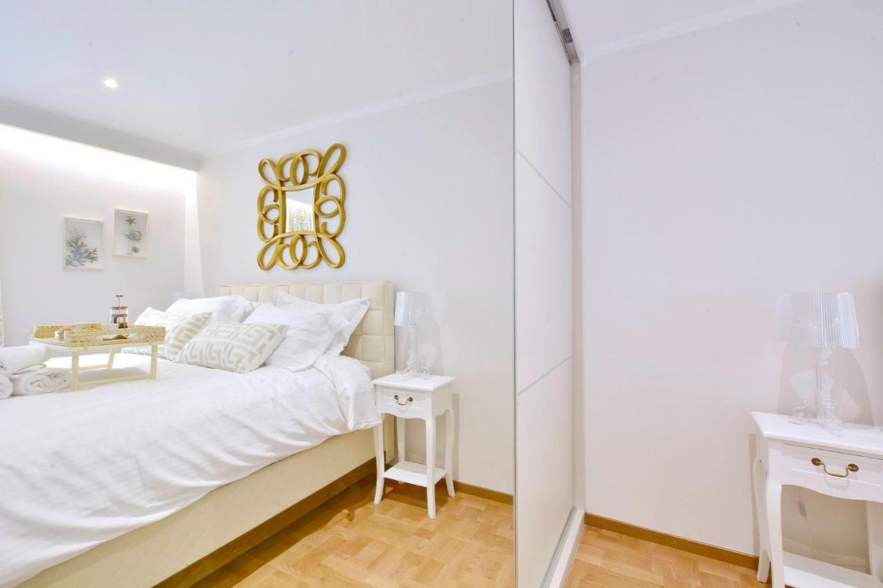 Mar Luxury Suite Corfu  Buitenkant foto